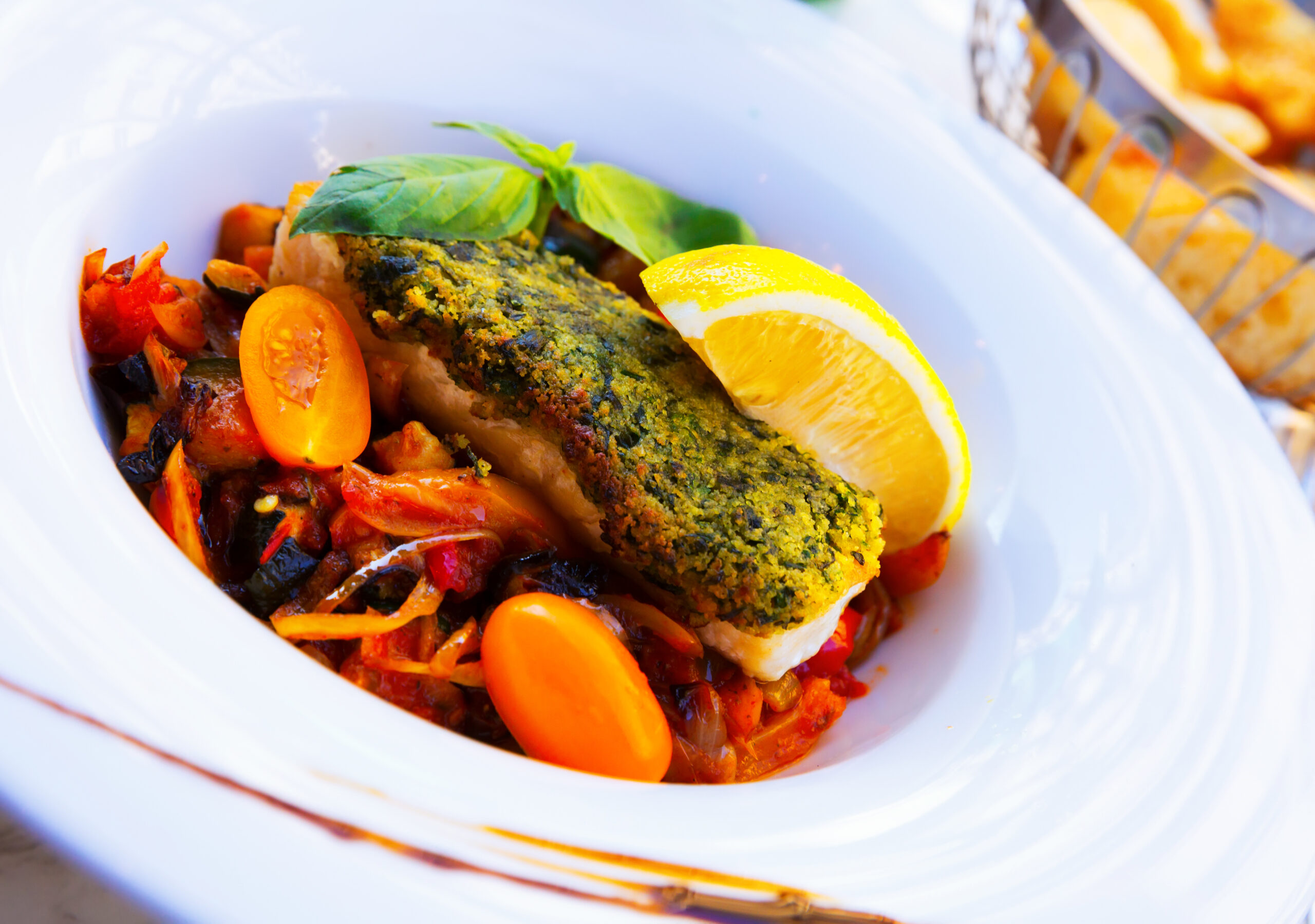 gezantschap Opknappen Vorige Vis met krokante kruidenkorst en groente uit de oven | Recept Metabolic  Balance